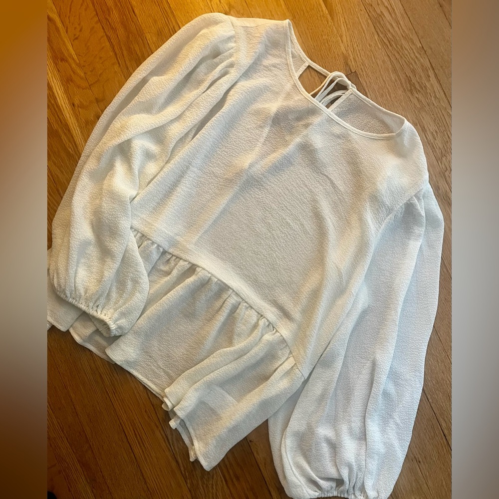 Express White Peplum Blouse Sz XL
